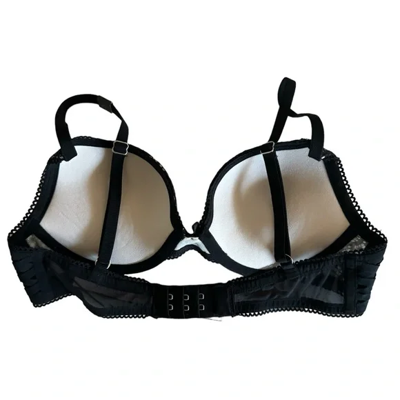 New Victoria’s Secret Dream Angels Push-Up Bra 32A - Picture 2 of 6